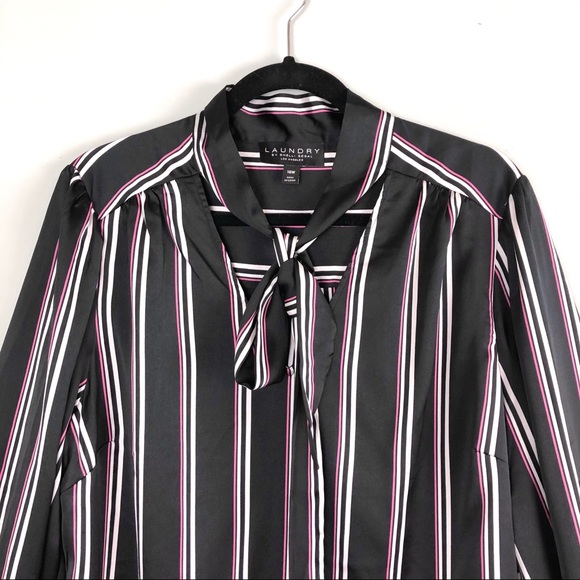 Laundry by Shelli Segal Striped Tie Front Blouse - Picture 10 of 13
